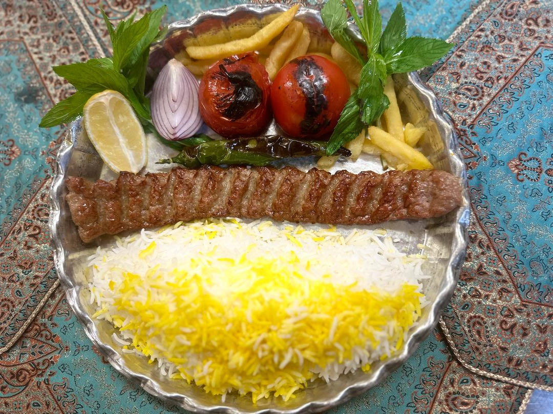 Koobideh Kebab with rice ( 1 Skewer ground beef with rice )